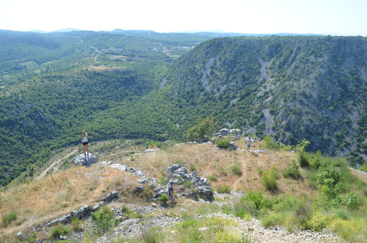 Hostel Backpackers Mostar Buitenkant foto